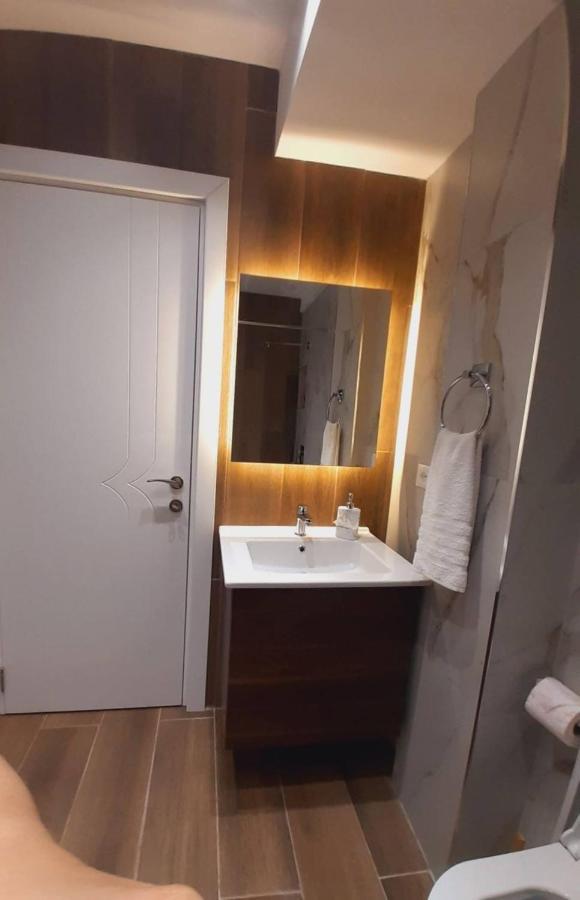 Apartament Edea Flat Tirana Zewnętrze zdjęcie