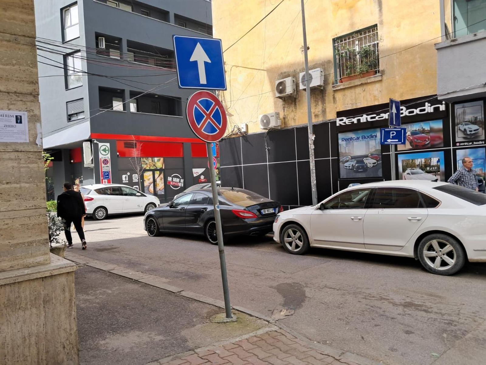 Apartament Edea Flat Tirana Zewnętrze zdjęcie